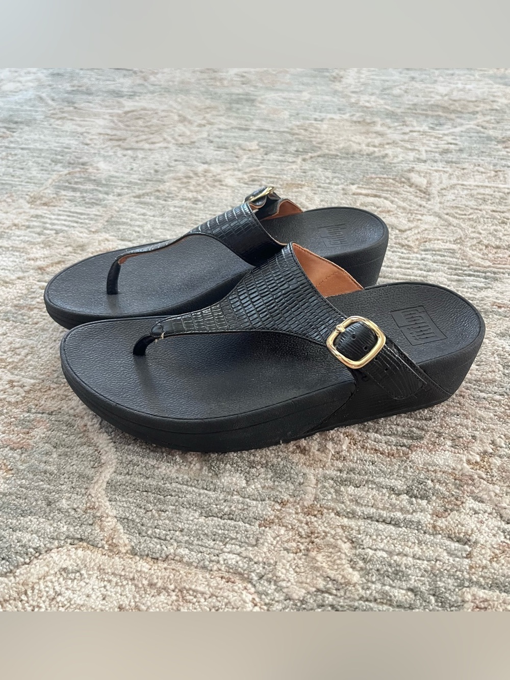 Fitflop Black Wedge Thong Sandals